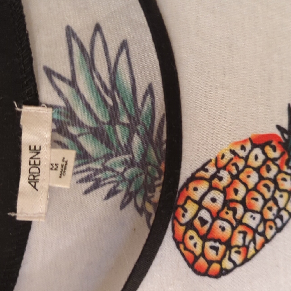 T-shirt - Picture 2 of 2